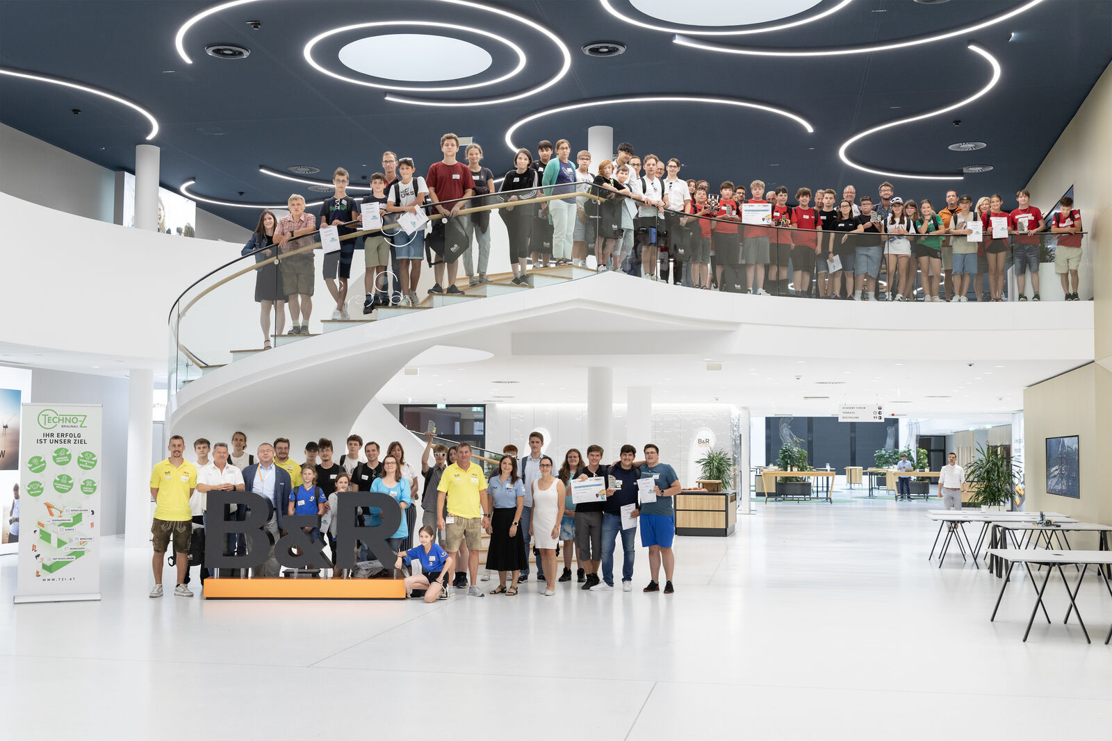 Oberösterreichs Nachwuchs-Techniker auf dem Weg zum Weltfinale