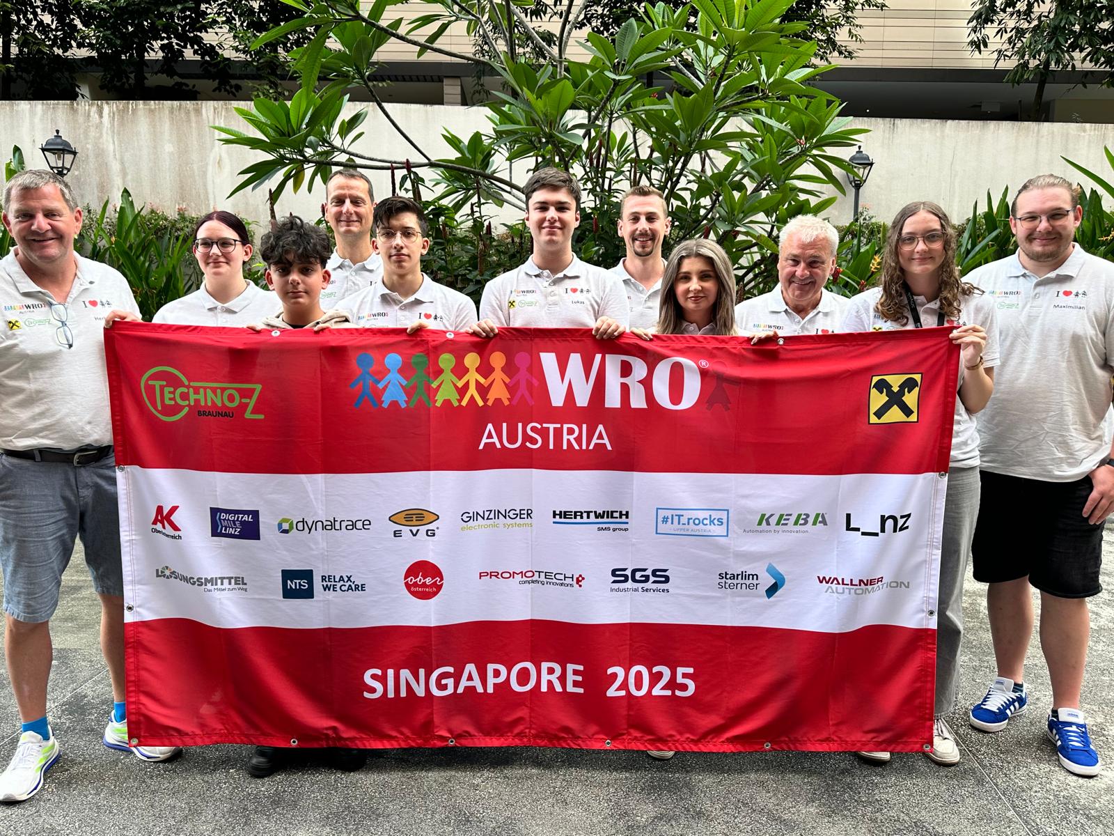 WRO Weltfinale 2025 in Singapur – Österreichische Teams im internationalen Rampenlicht